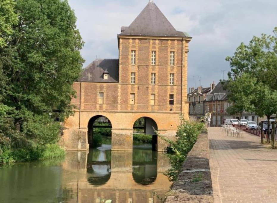 Le Petit Ardennais Шарлевиль-Мезьер Экстерьер фото