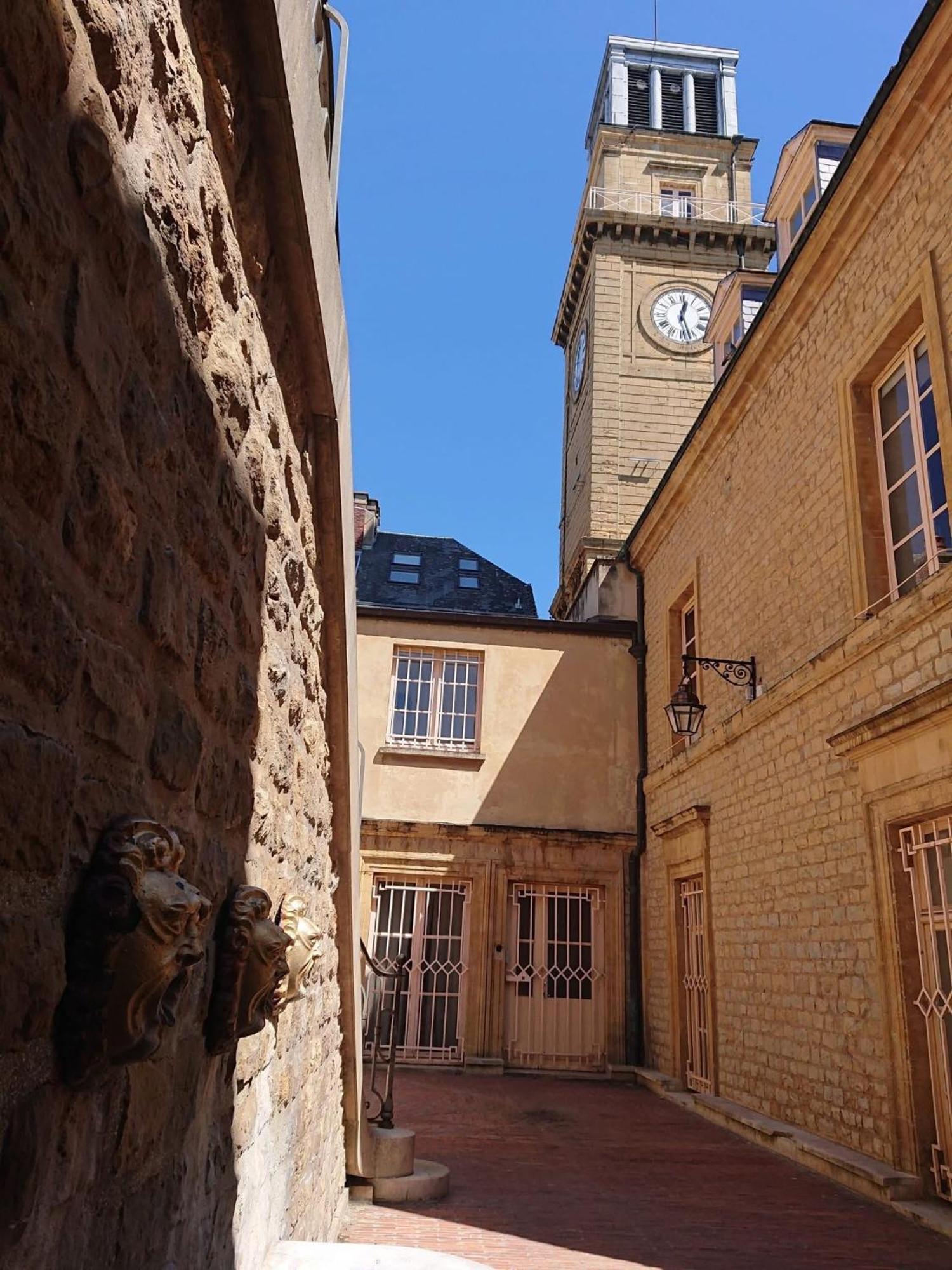 Le Petit Ardennais Шарлевиль-Мезьер Экстерьер фото